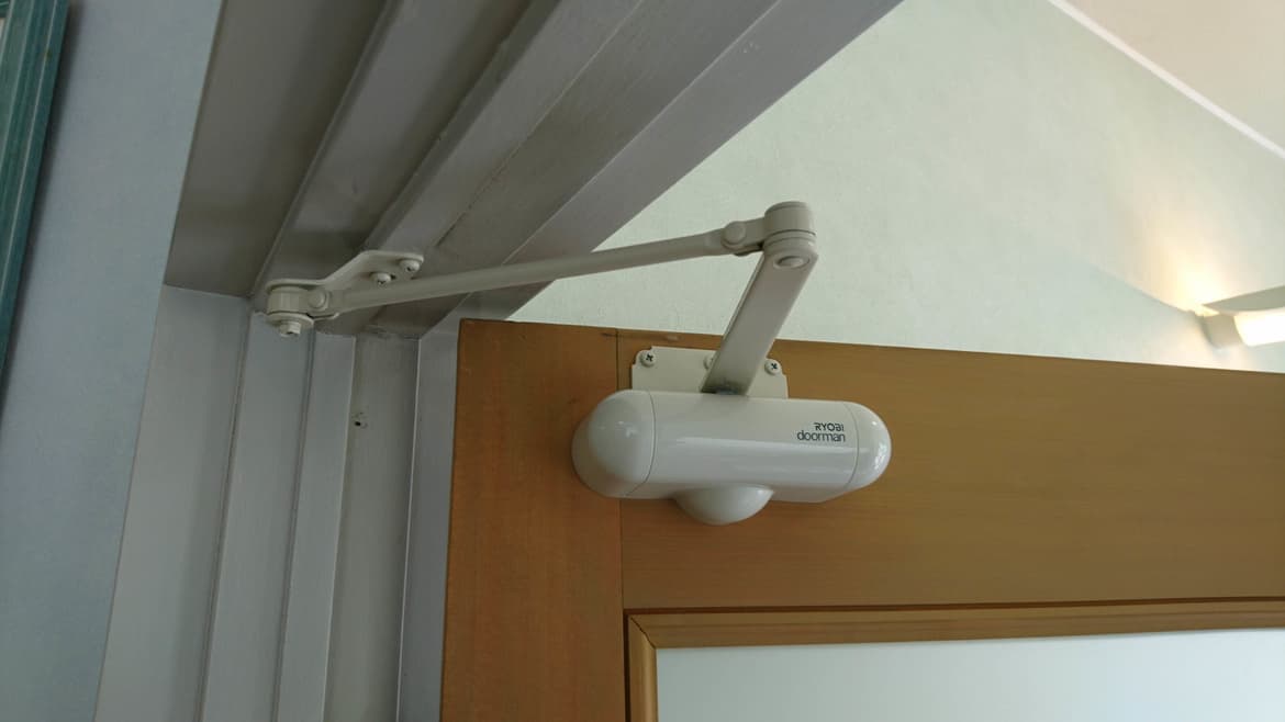 ドアマン取替え 阿久比町 | ドアマン取替えなら建具修理の窓口阿久比町