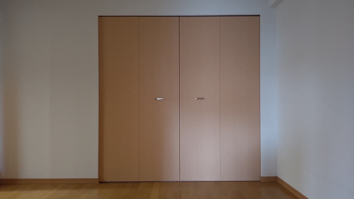 収納折戸新調なら阿久比町の建具修理の窓口阿久比町